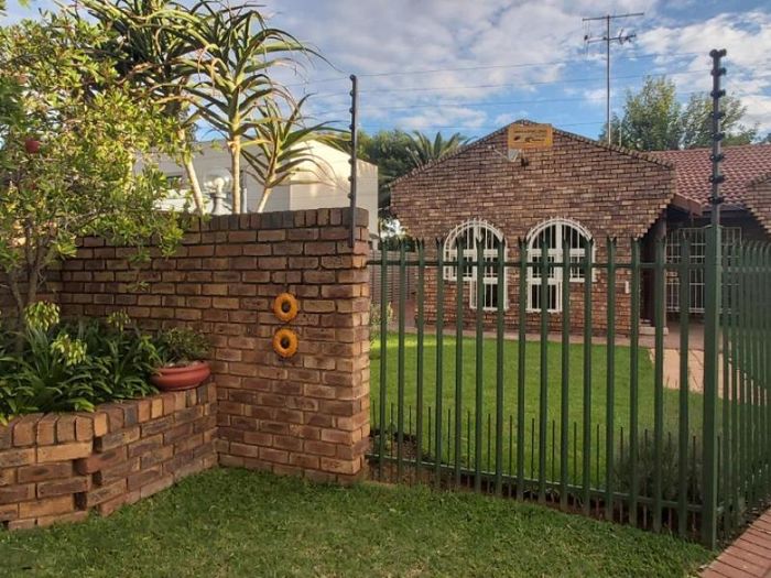 Property #2264728, House Rental Monthly in Waverley