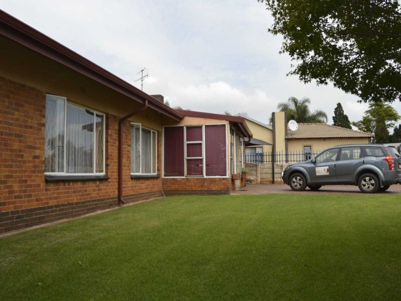 A Story of Home, Happiness, and Opportunity in Birchleigh - Photo 2