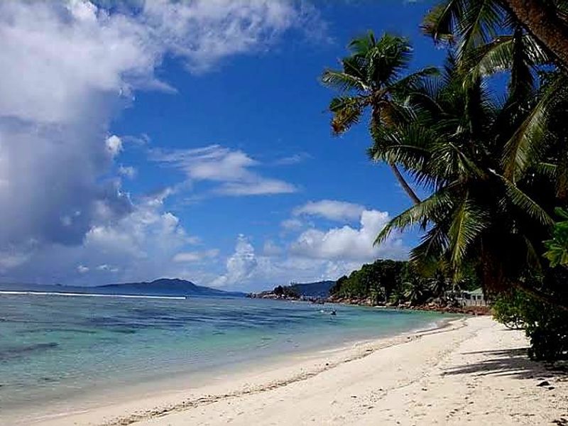 Prime residential/tourism development beachfront land - Photo 5