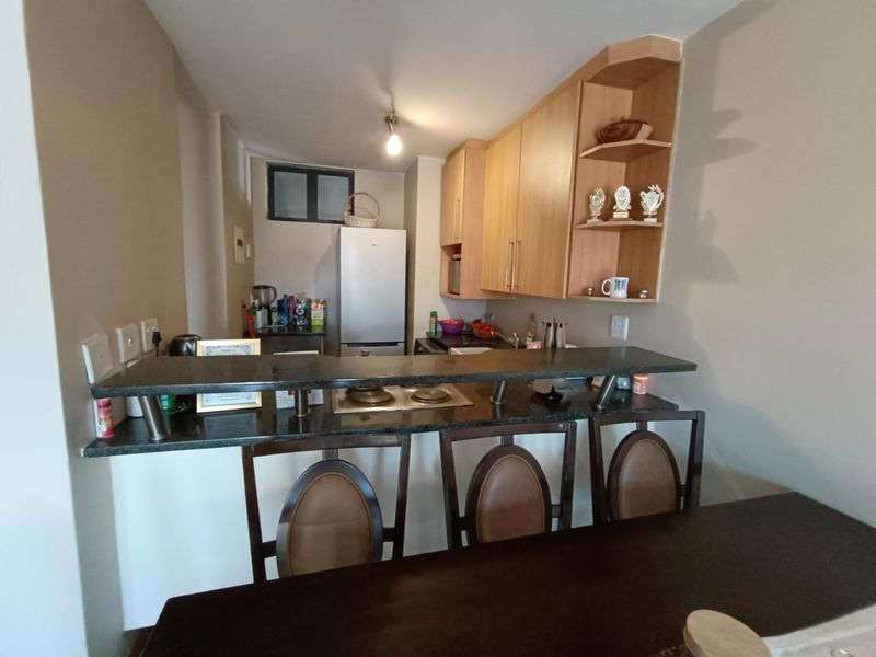 ROOIHUISKRAAL NORTH - 2 BED - 2 BATH - 2 LIVING AREAS - Photo 5