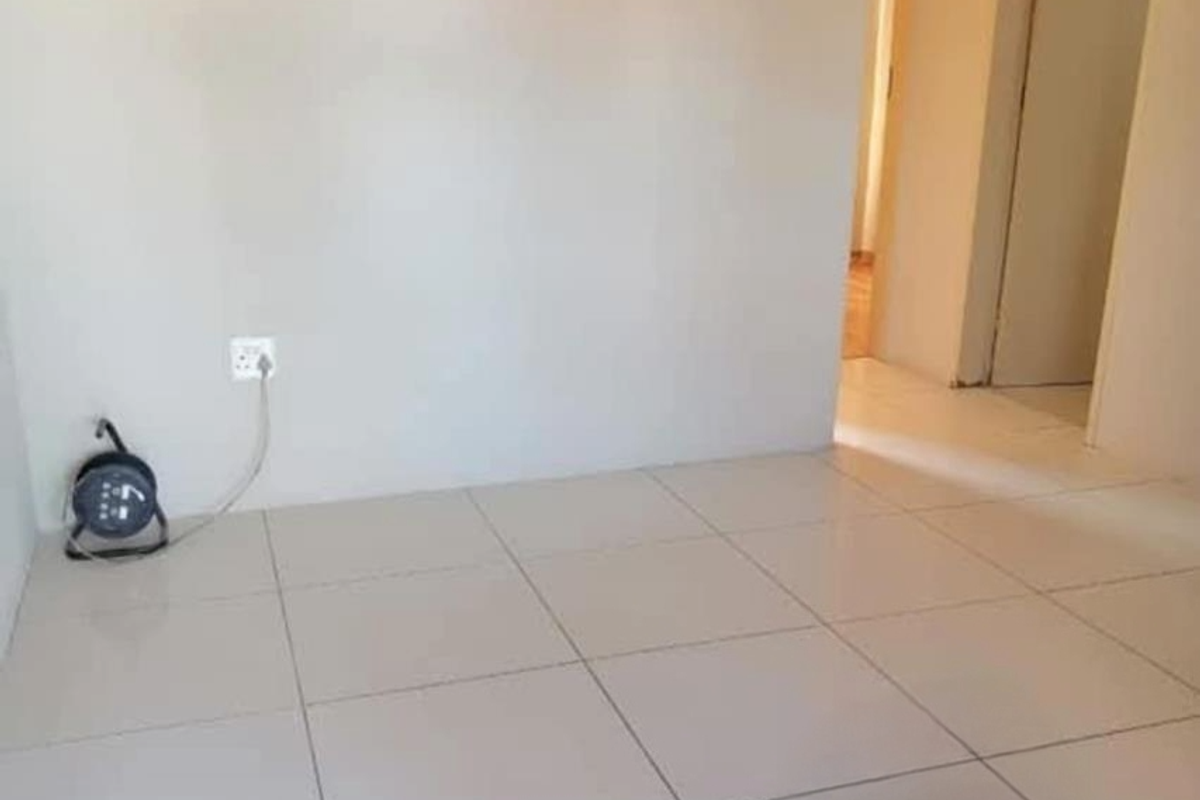 2 bedrooms house to rent in Soshanguve VV - Photo 5