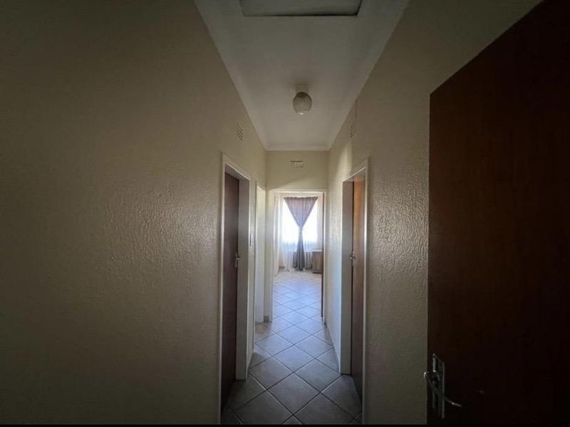 3 Bedroom Townhouse for rent - Photo 5