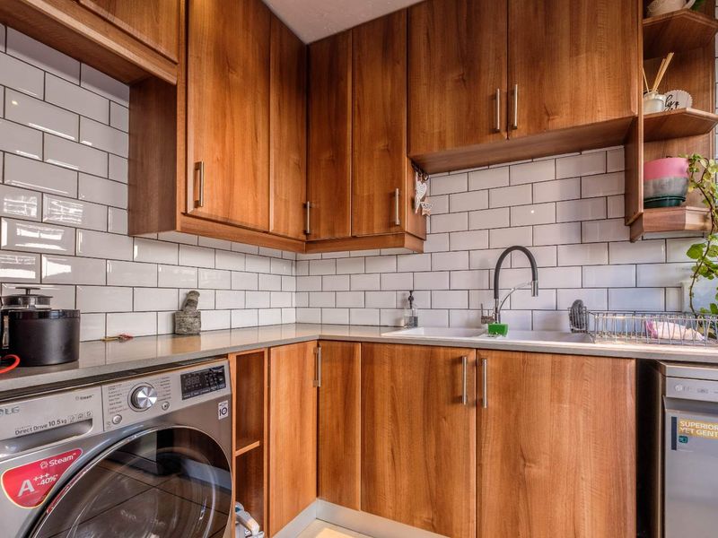 Spacious 4-Bedroom Monte Christo Home with Solar-Heated Pool - Photo 6