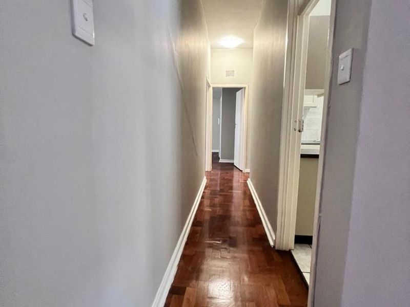 A BEAUTIFULLY FURNISHED TWO BEDROOM PET FRIENDLY APARTMENT - Photo 10