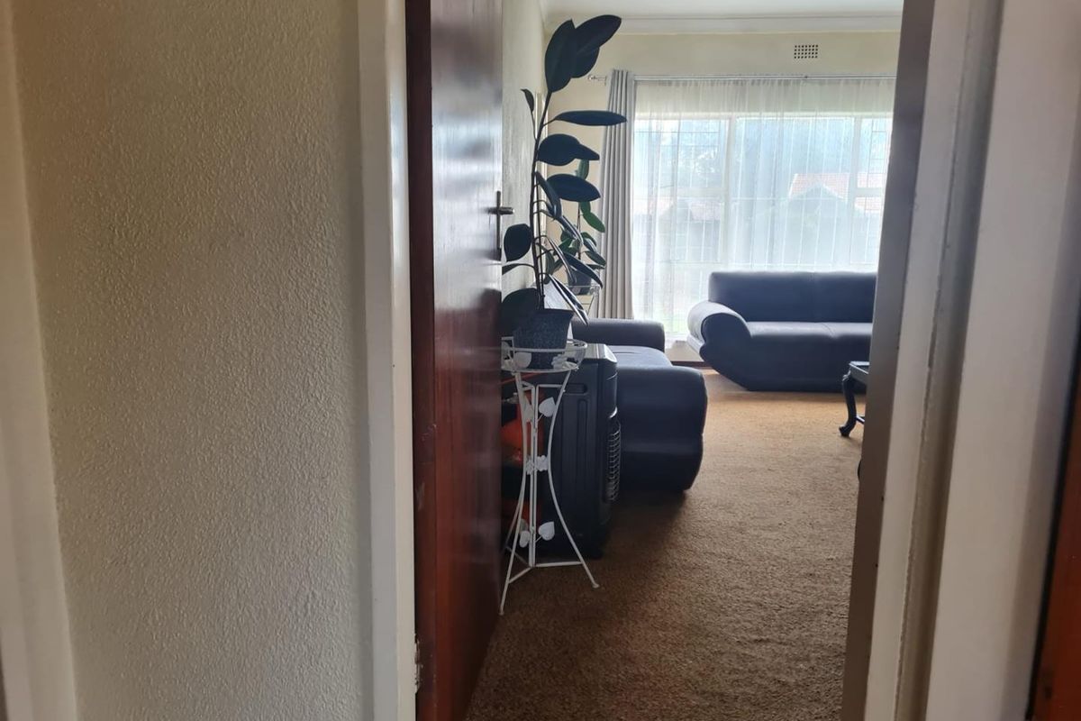 Single Storey Conventional - Photo 4