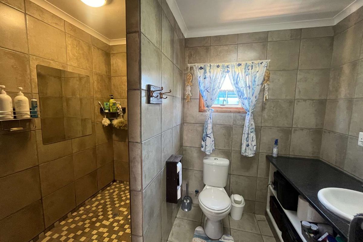 Low-Cost Country Living Just Outside Upington - Photo 4