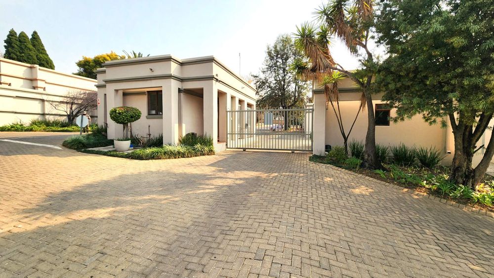 Secured and guarded entry and exit to the complex.