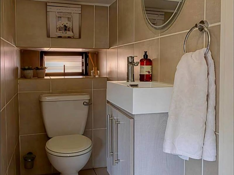 3 Bedroom Townhouse for Sale in New Redruth - Photo 9