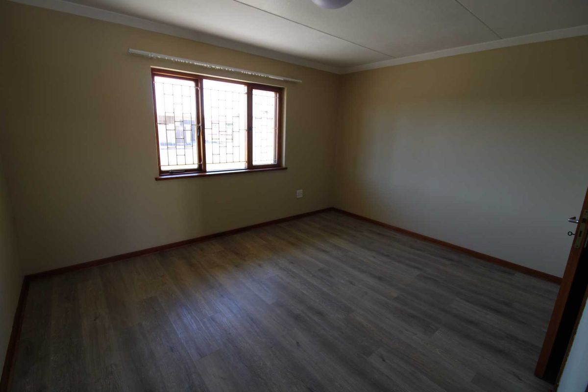 Well maintained Apartment Complex in CBD - Photo 4