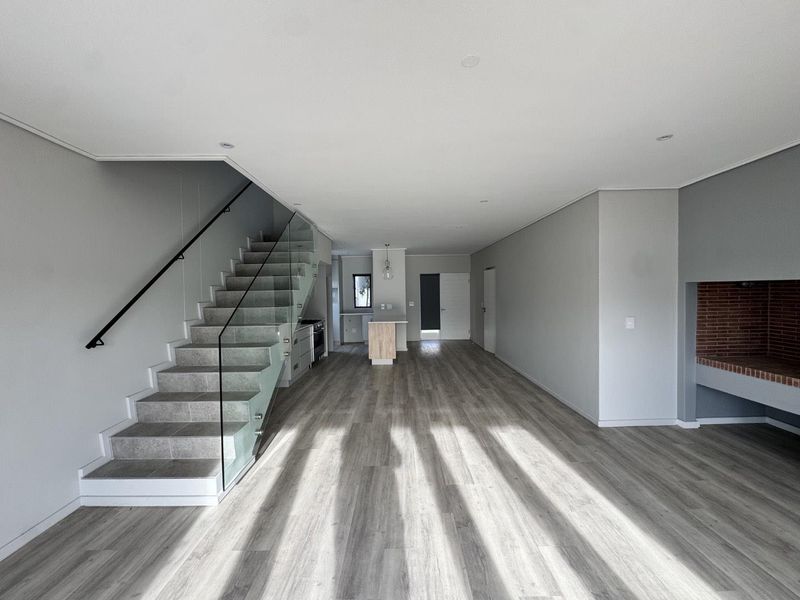3 Bedroom House To Rent in Klein Parys - Photo 7