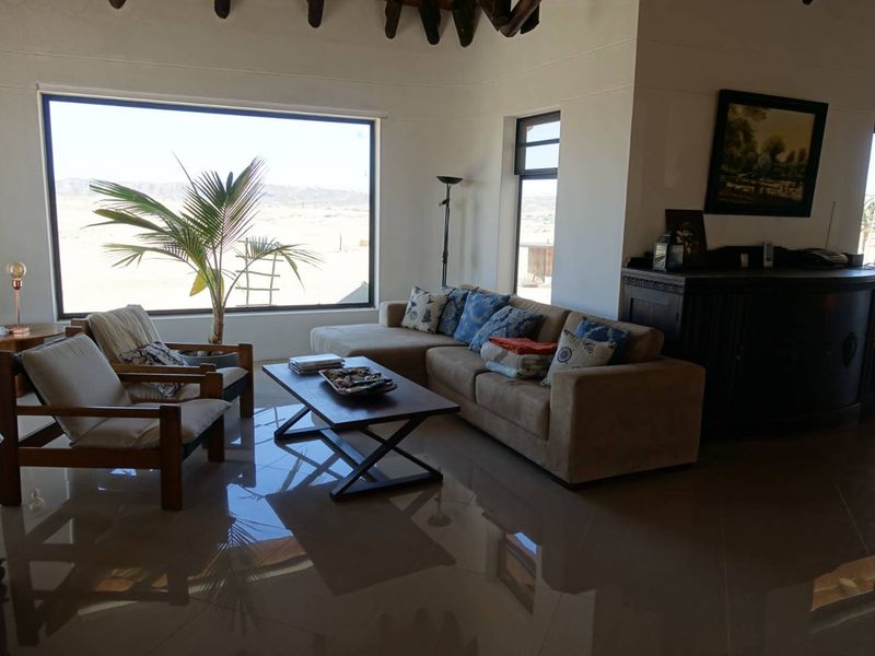 REDUCED!!! Lovely light & spacious thatch house on 10 ha plot with amazing views - Photo 9