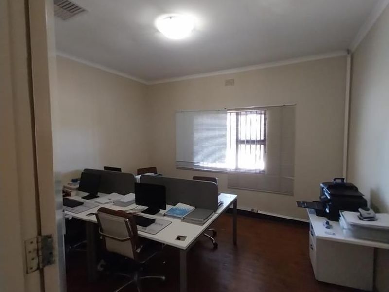 Office to rent Windhoek West - Photo 3