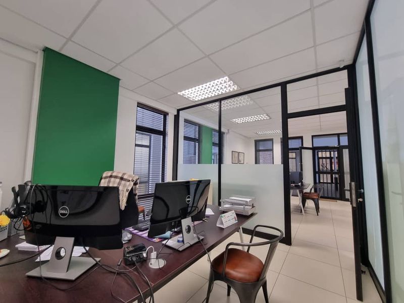 Office For Sale – 51 on Lazarett | CBD - Photo 2