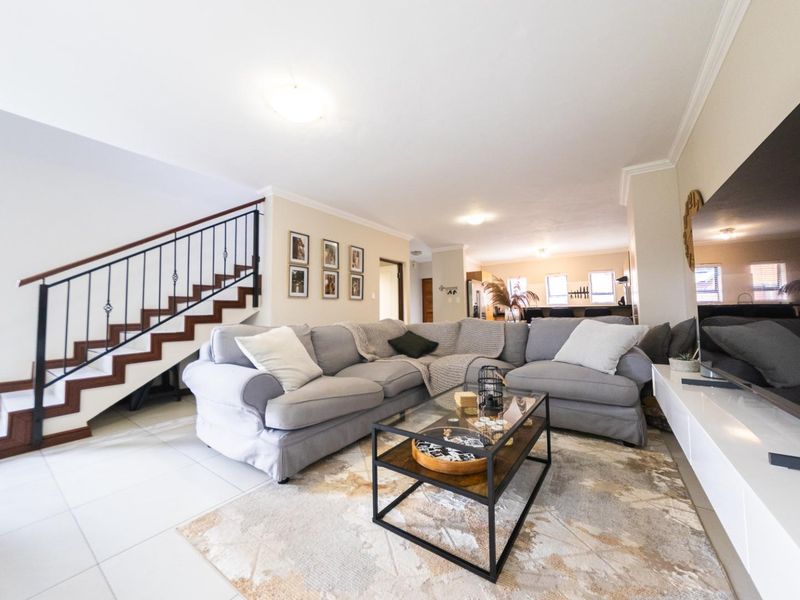 Full title Fully kitted Townhouse in Heritage Hill - Photo 5