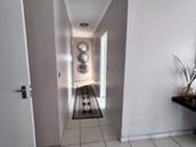 Modern Living, Perfectly Sized - Photo 9