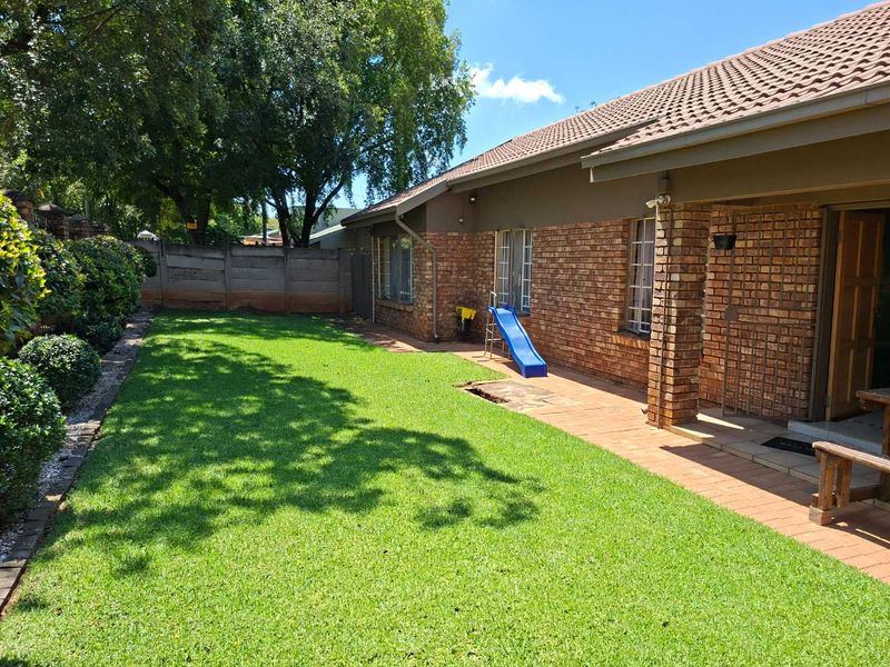 3 Bedroom Home For Sale - Photo 1