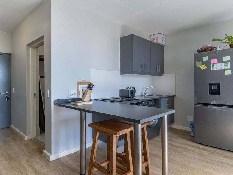 Stylish Studio Retreat Near City – Perfect for Buyers, Investors - Photo 4