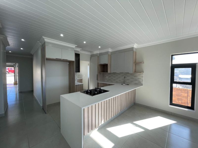 Brand New Modern Low-Maintenance Facebrick 3 Bedroom Duet Home For Sale in Island View, Mossel Bay - Photo 2