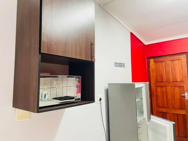 Furnished Guesthouse for sale in Walvisbay, Narraville - Photo 10