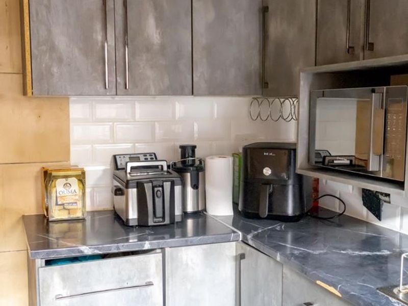 A perfect unit for 1st time buyers - Photo 5
