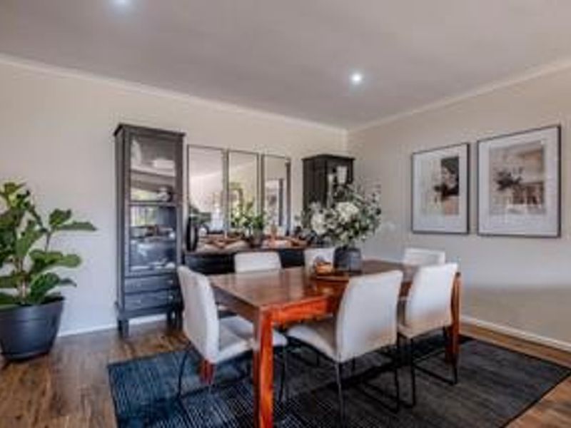 Newly Renovated Townhouse to Rent in Greenacres Village 3 - Photo 9