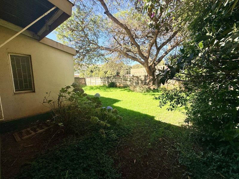 House for sale zoned Commercial in Paulpietersburg - Photo 3