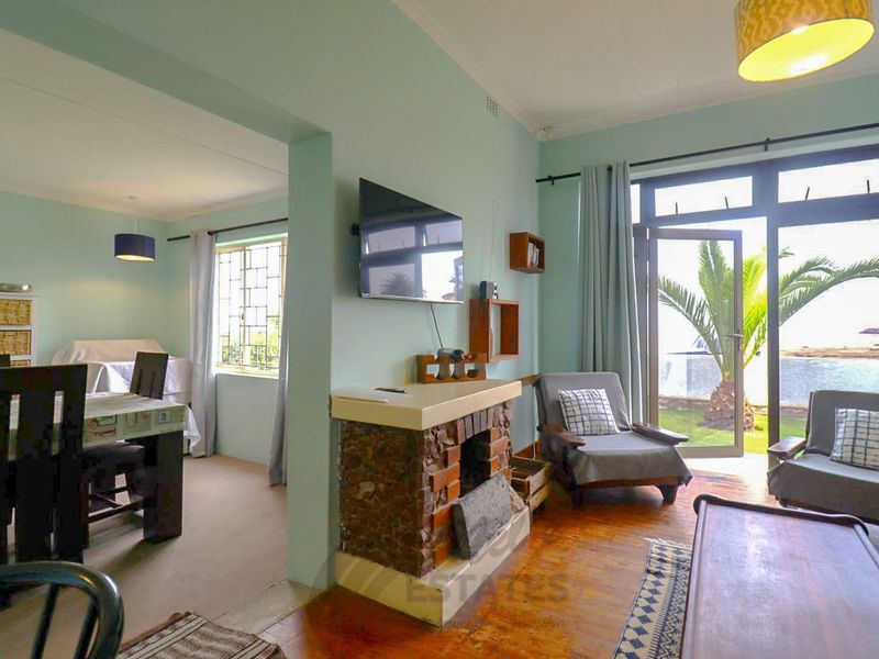 Seafront Home For Sale in Vineta, Swakopmund - Photo 6