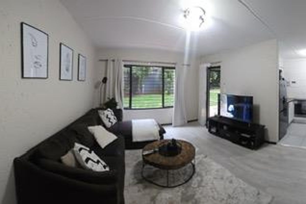 STYLISH ONE BED APARTMENT IN THE HEART OF MORNINGSIDE - Photo 4