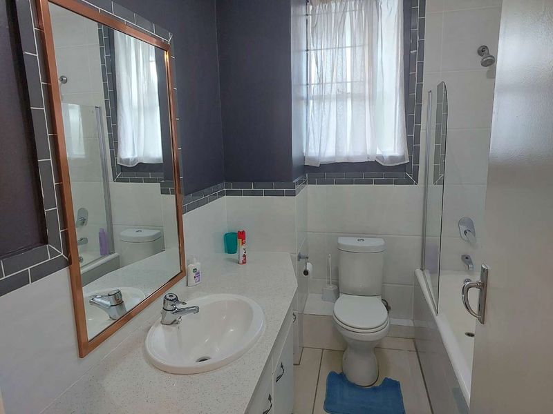 2 BEDROOM APARTMENT TO RENT IN SANDTON - Photo 10