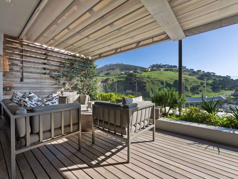 Modern Design Meets Effortless Living - Photo 4