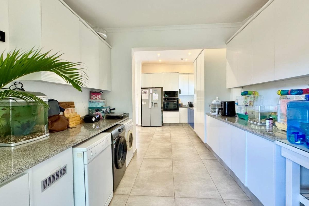 Hendra Estates - Stunning, Level Home With Large Income Generating 3 Bedroom Flatlet For Sale In Glen Anil! - Photo 4