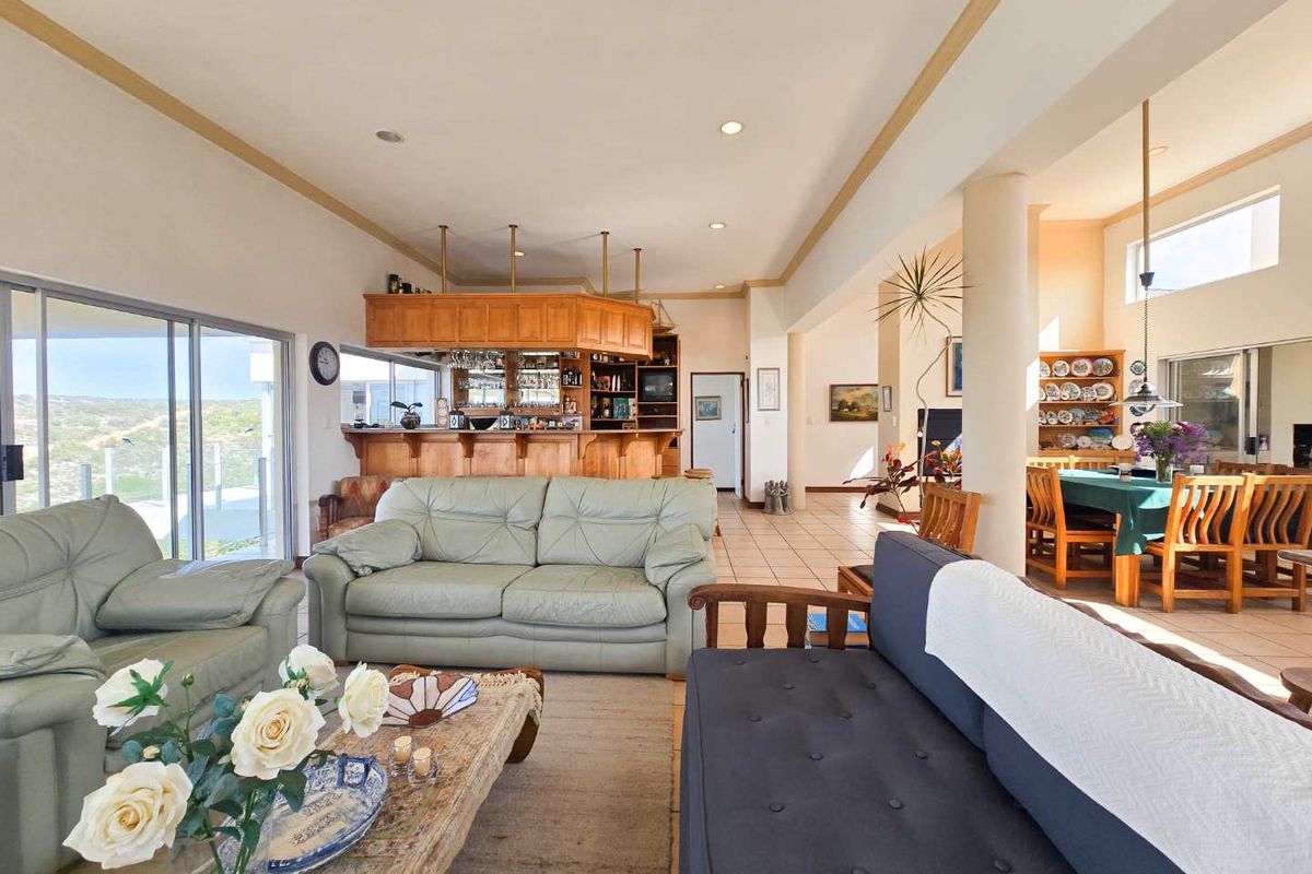 Exceptional coastal living with River and Sea Views – Stilbaai- Wes. - Photo 5