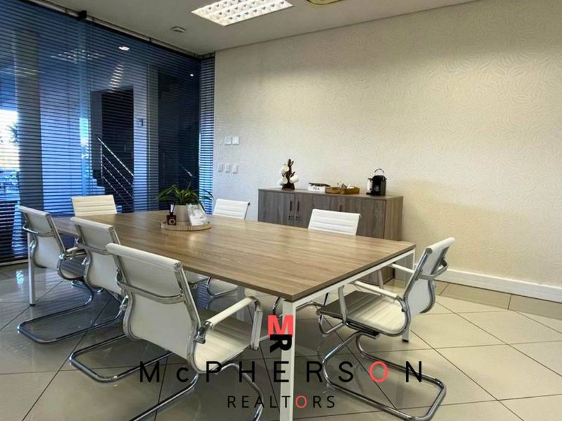 AAA Grade Office Space To Let – South Port - Photo 3