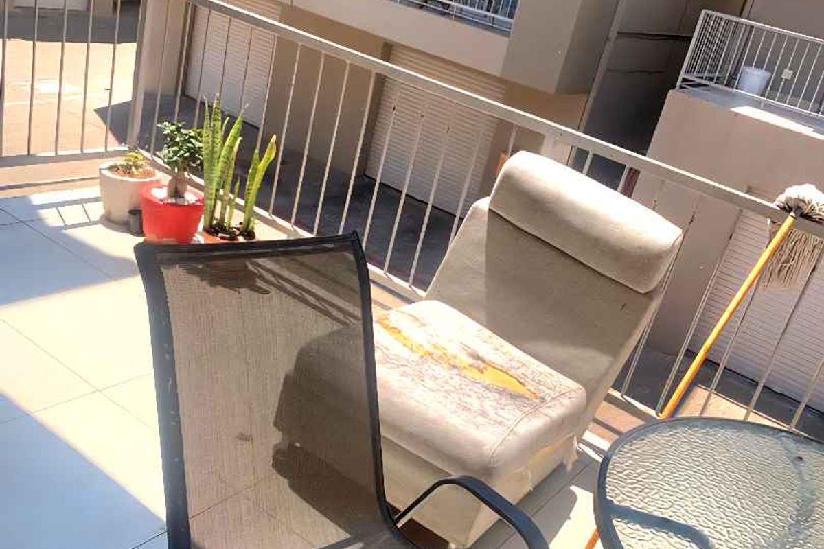 TOWNHOUSE FOR SALE - Photo 3