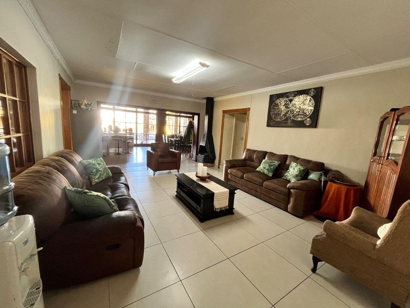 Your dreamhouse awaits in Old Pioneers Park - Photo 4