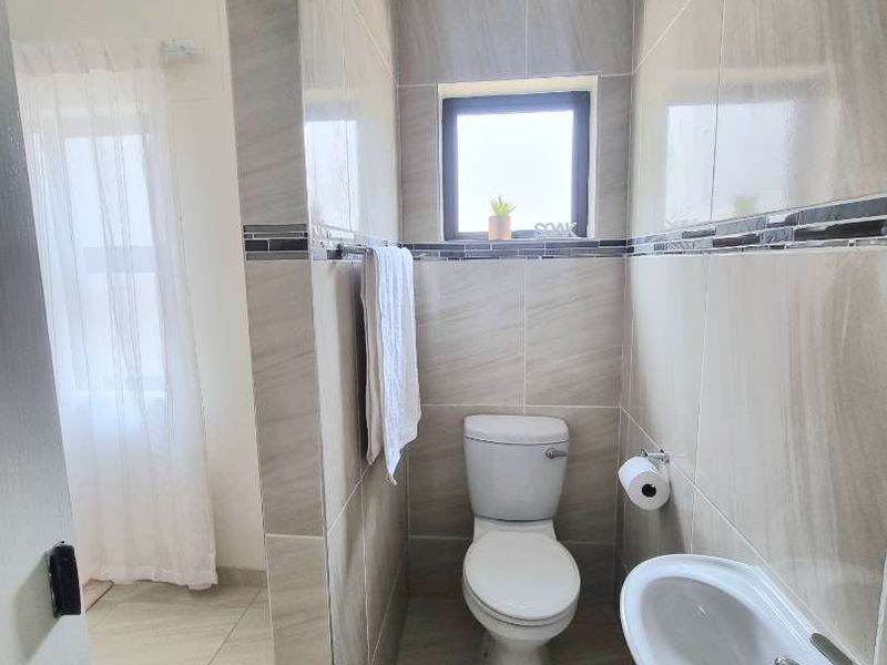 BRAND NEW TOWNHOUSES IN WANAHEDA - Photo 10