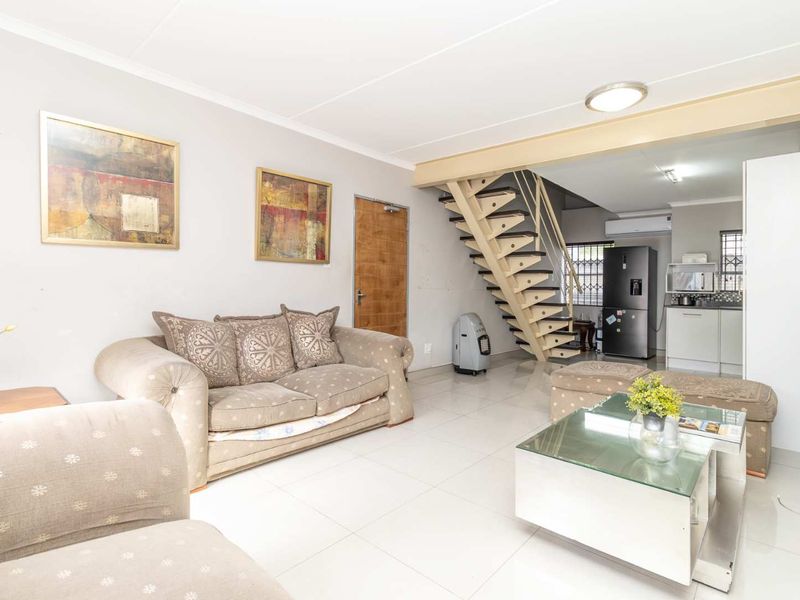 Bright 3-Bedroom Unit with Private Garden and Inverter!! - Photo 8