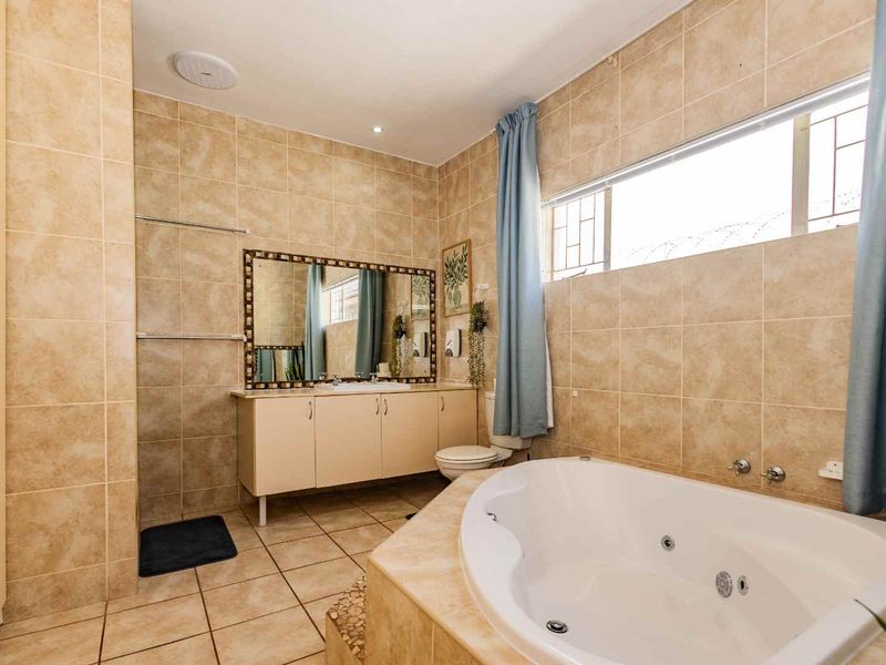 La Bella Vida Self Catering Apartments - Photo 8