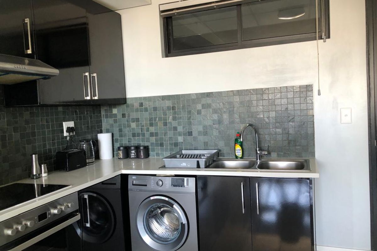 Apartment for Rent - Photo 2