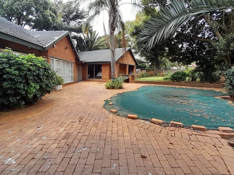 Family home with investment potential - Photo 2