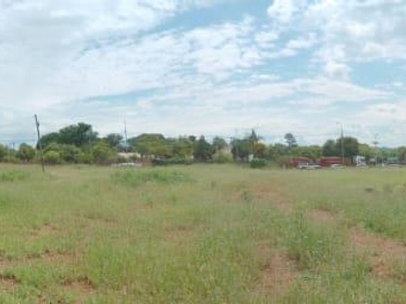 VACANT LAND IN ELDORAIGNE - Photo 3