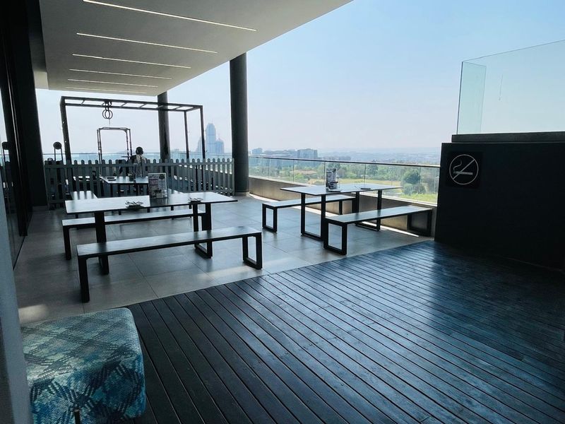 3 Bed Unfurnished Apartment in Illovo - Photo 9