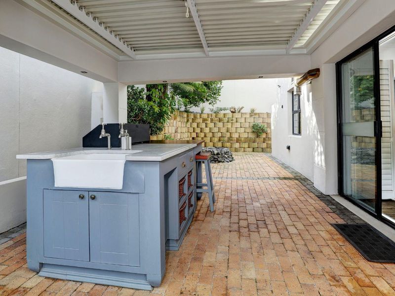 An exceptional opportunity to own a beautiful, modern home offering secure, stylish living in a sought-after, well-managed security estate! - Photo 5