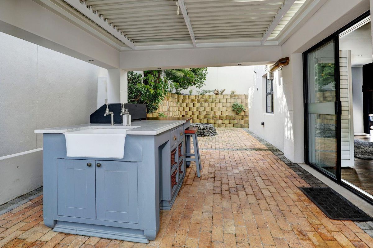 An exceptional opportunity to own a beautiful, modern home offering secure, stylish living in a sought-after, well-managed security estate! - Photo 5