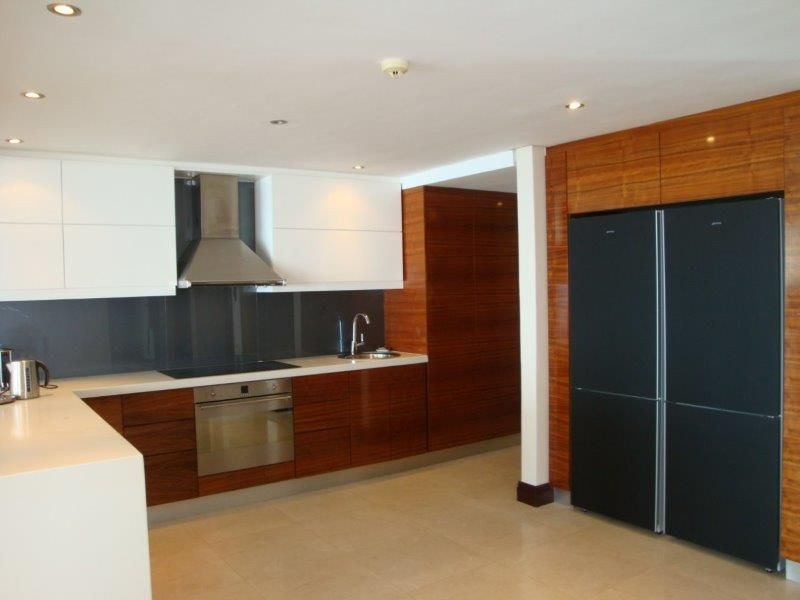 EXCLUSIVE BEACH FRONT APARTMENT - Photo 10