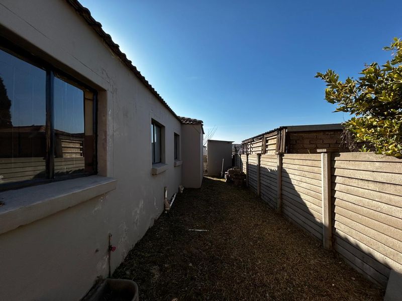 3 bed property - Photo 8