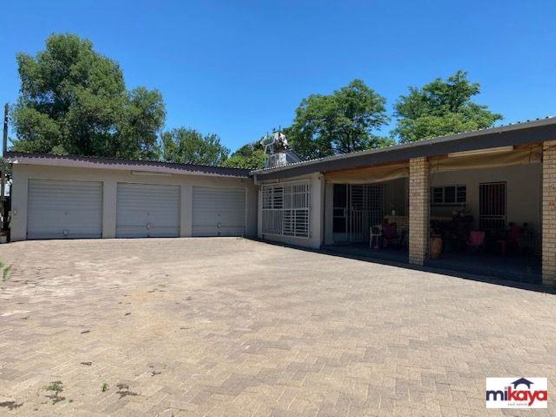 Stunning plot - Photo 2