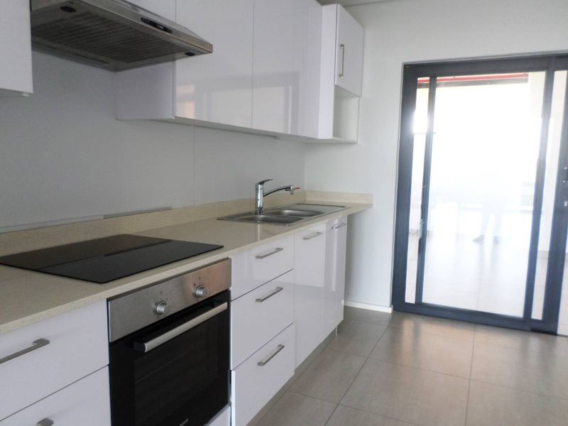 Ground Floor Convenience Meets Estate Living – Rental in Seaward Estates - Photo 7