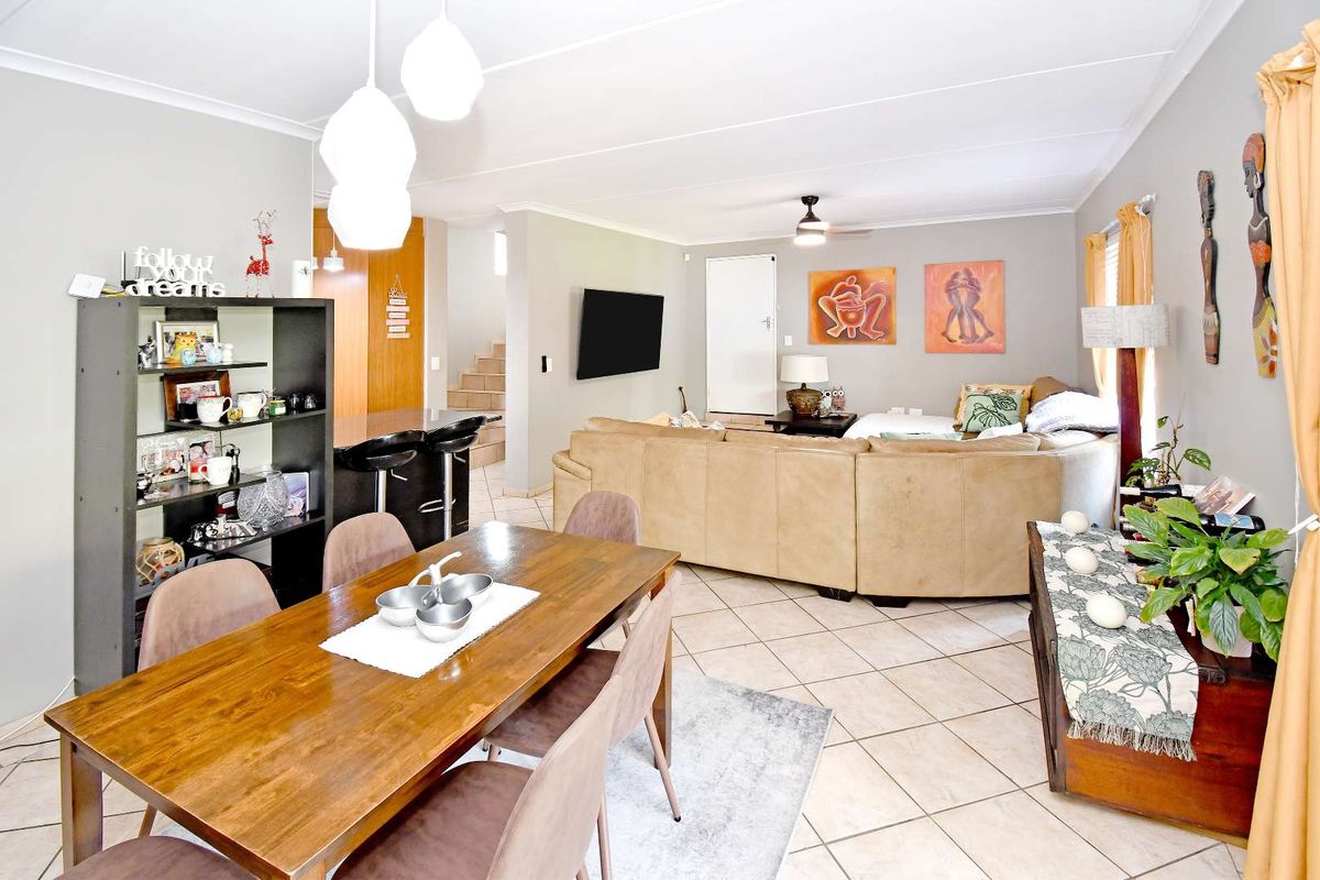 Modern Double-Storey Home in Secure Estate - Photo 3