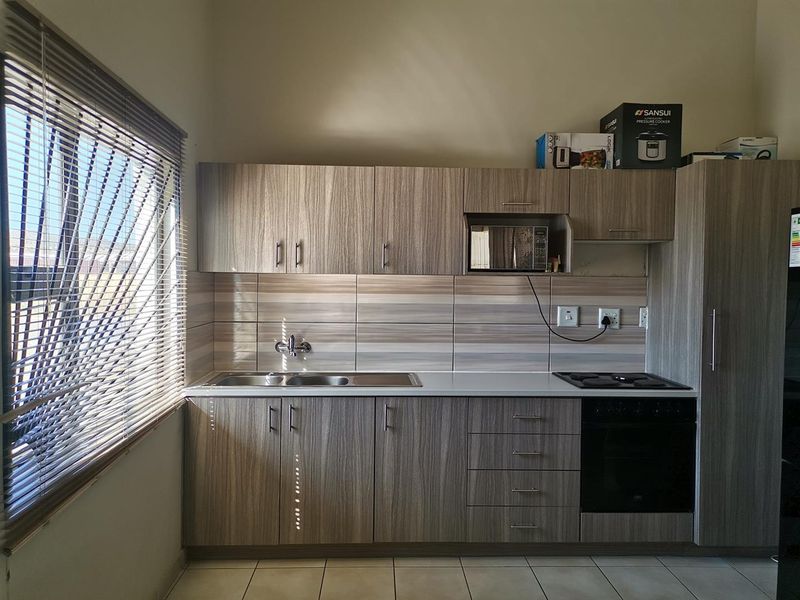 FREE STANDING HOUSE FOR SALE - Photo 3